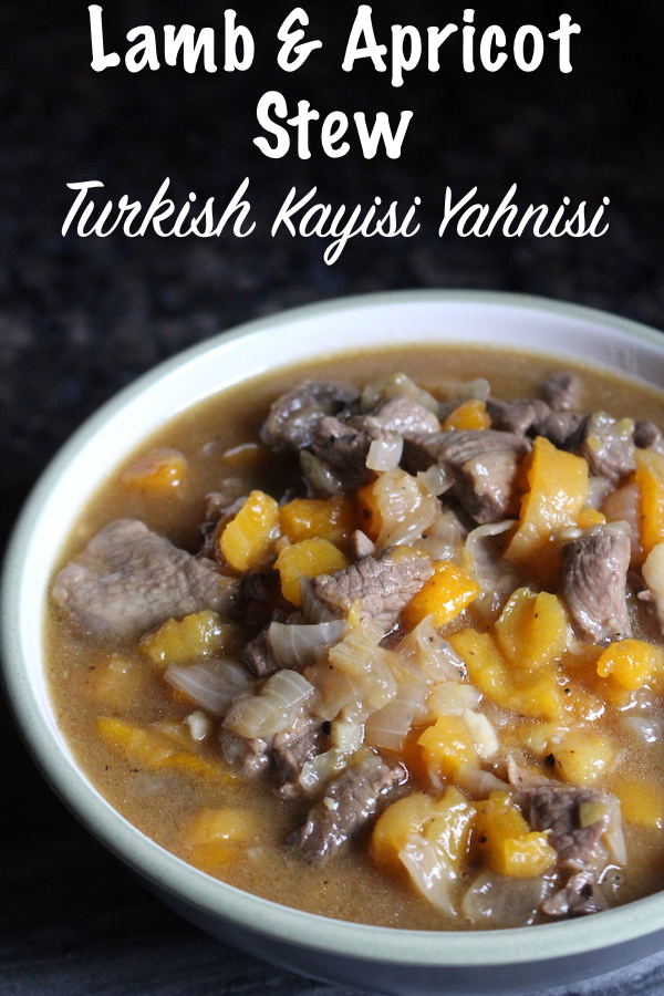 Kayisi Yahnisi ~土耳其羊肉和杏炖肉~美味的炖肉，只有一丝杏的甜味。这道传统菜肴是土耳其的冬季大餐。